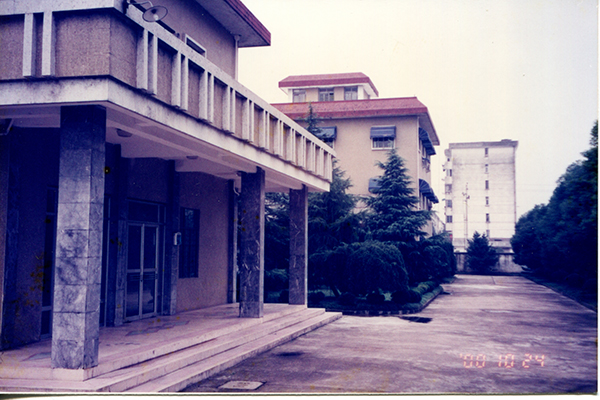 義烏街老廠區(qū)照片